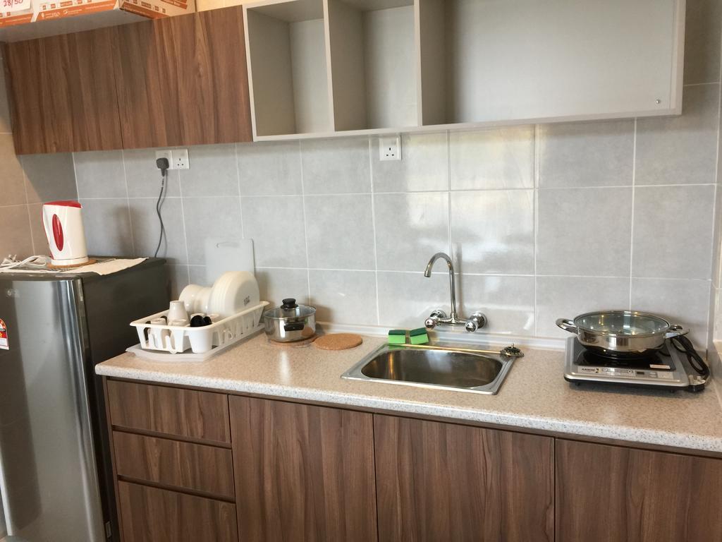 Apartment Cameron Barrington Square 1room @ Golden Hill *